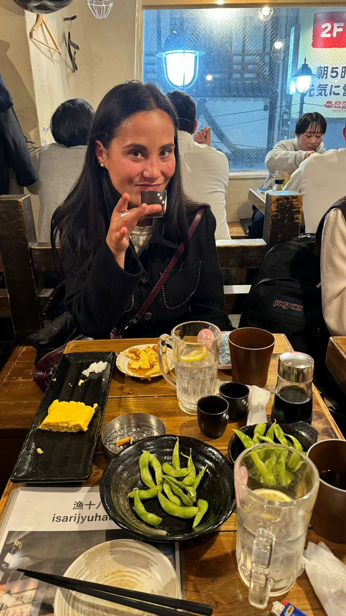 Léa, élève en MC bar, vient d’arriver au Japon pour un stage de 7 semaines avec notre école partenaire. Bonne découverte ! ⁦<a href="/AcBordeaux/">Académie de Bordeaux</a>⁩ ⁦<a href="/dsden64/">DSDEN64</a>⁩ ⁦<a href="/NvelleAquitaine/">Nouvelle-Aquitaine</a>⁩ ⁦@emiliedutoya1⁩ ⁦<a href="/Ville2Biarritz/">Ville de Biarritz</a>⁩ ⁦<a href="/aflyht/">Association AFLYHT</a>⁩