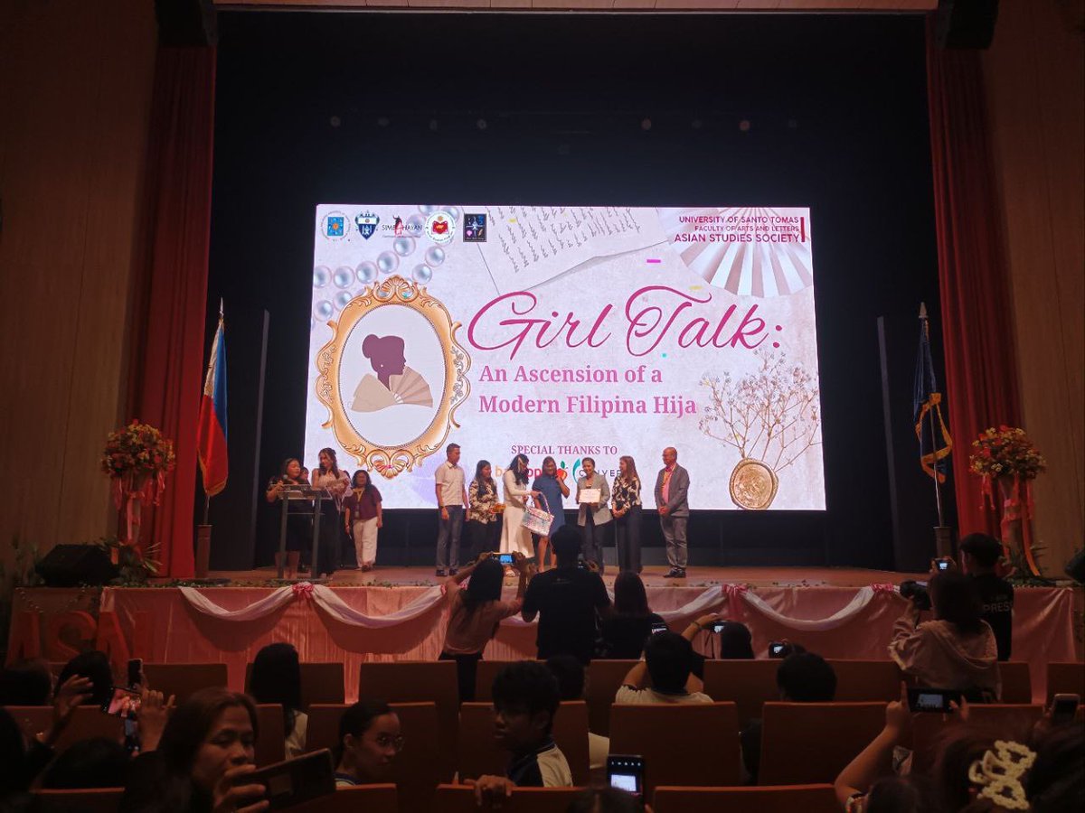 zyryx_'s tweet photo. thank you, atty. @lenirobredo for sharing your insights on the role of Filipino Women, not just in economic and political, but how important every women are in our lives.

“hindi ka lang basta babae, babae ka!” 💗🌸 https://t.co/QObgAGn0tP