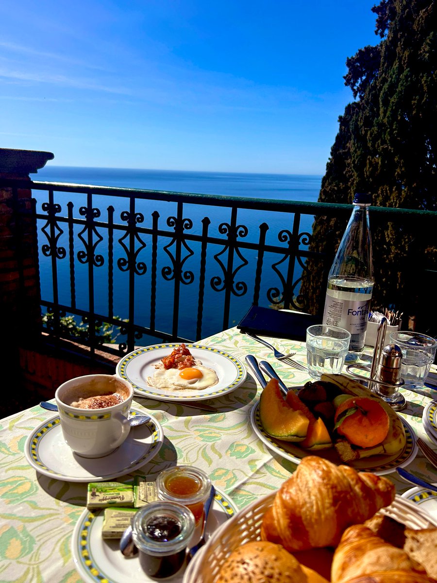 Buongiorno Taormina ☀️🥐☕️