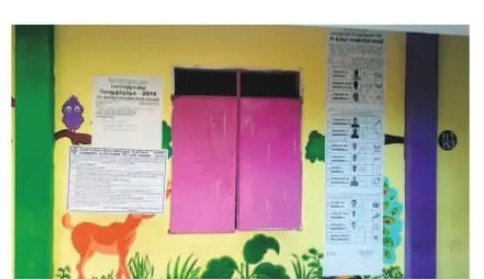AvantikaKrish's tweet image. #Schools used as polling stations in #TamilNadu fear #elections: Posters stuck using all-purpose flour, perishable kitchen items like rice wasted due to lack of storage space, loss of electronic equipment such as smart boards and computers, and structural changes like breaking…