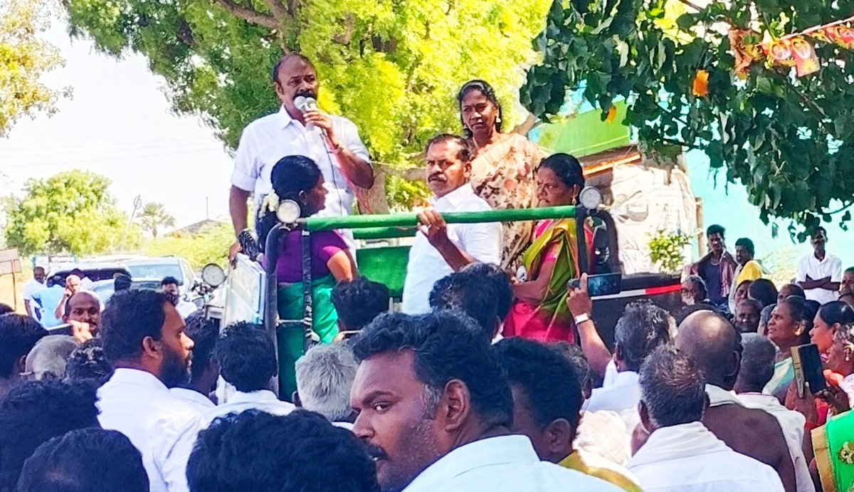 kalimut5143's tweet photo. இளையான்குடி ஒன்றியம் அளவிடங்கான் மாண்புமிகு அமைச்சர் அவர்கள் கார்த்திக் சிதம்பரம் அவர்களுக்கு கைச்சின்னத்திற்கு வாக்குகளை சேகரித்தார் https://t.co/jYBa6vj2hC