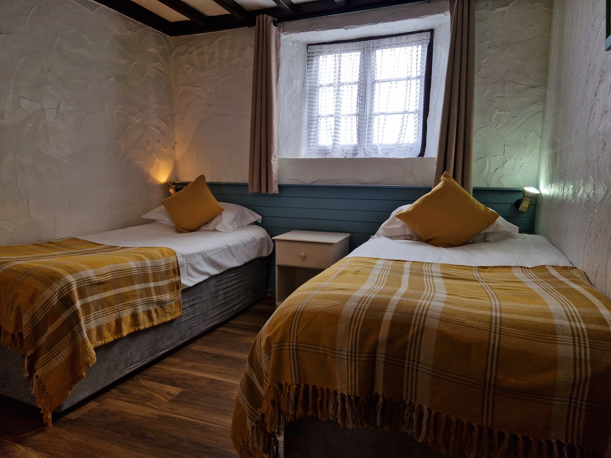 Hayloft ready to offer our guests cosy nights 💤 

#ClyneFarmCentre #FamilyRunBusiness #BookDirect #Swansea #SwanseaBay #Mumbles #Gower #LoveWales #LoveGower #WelshHoliday #VisitWales #Wales #FindYourEpic