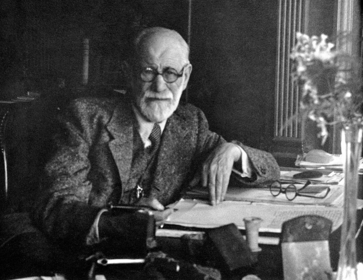 'Good books… are books to which one stands in rather the same relationship as to “good” friends, to whom one owes a part of one’s knowledge of life and view of the world…' Sigmund Freud, 1907 Donate or Adopt a Book now and help preserve Freud's library ow.ly/vw2p50QJcSa