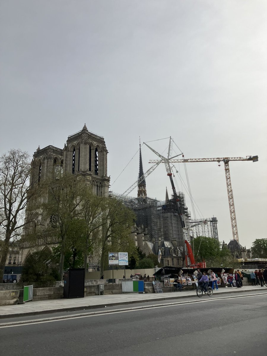 xuanphanaxa's tweet photo. La flèche se dévoile de plus en plus . ⛪️👍 https://t.co/hYm0F7yaPV