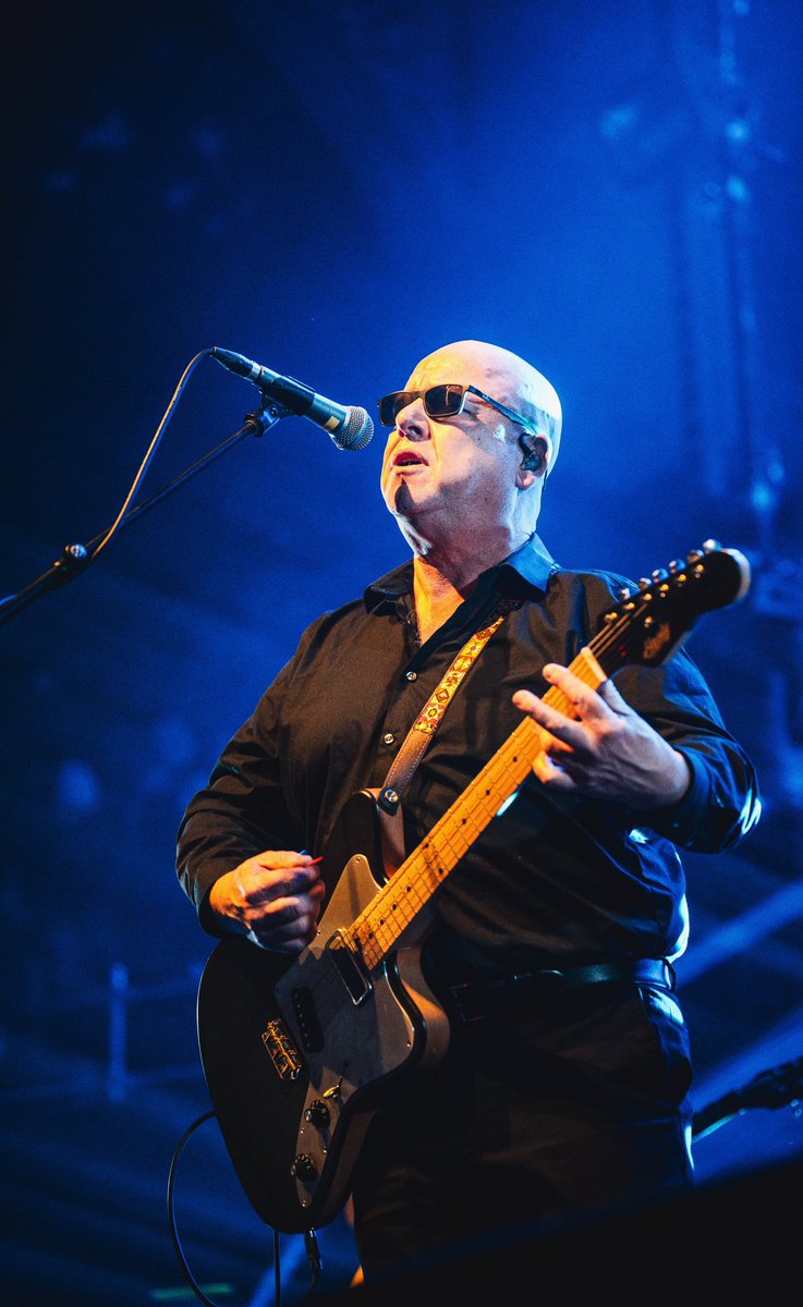 Happy Birthday @MrBlackFrancis 😎🎈 📸 @manc_wanderer