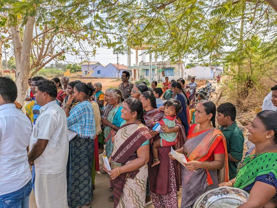 காங்கேயம் சட்டமன்ற தொகுதிக்குட்பட்ட, சென்னிமலை ஒன்றியம், அம்பேத்கர் நகர் பகுதியில், ஈரோடு நாடாளுமன்ற தொகுதி வெற்றி வேட்பாளர் திரு K.E. பிரகாஷ் அவர்களுக்கு உதயசூரியன் சின்னத்தில் வாக்குகளை கேட்டு பரப்புரை மேற்கொண்டோம். #INDIAAlliance #DMK #Erode #RisingSun #உதயசூரியன்