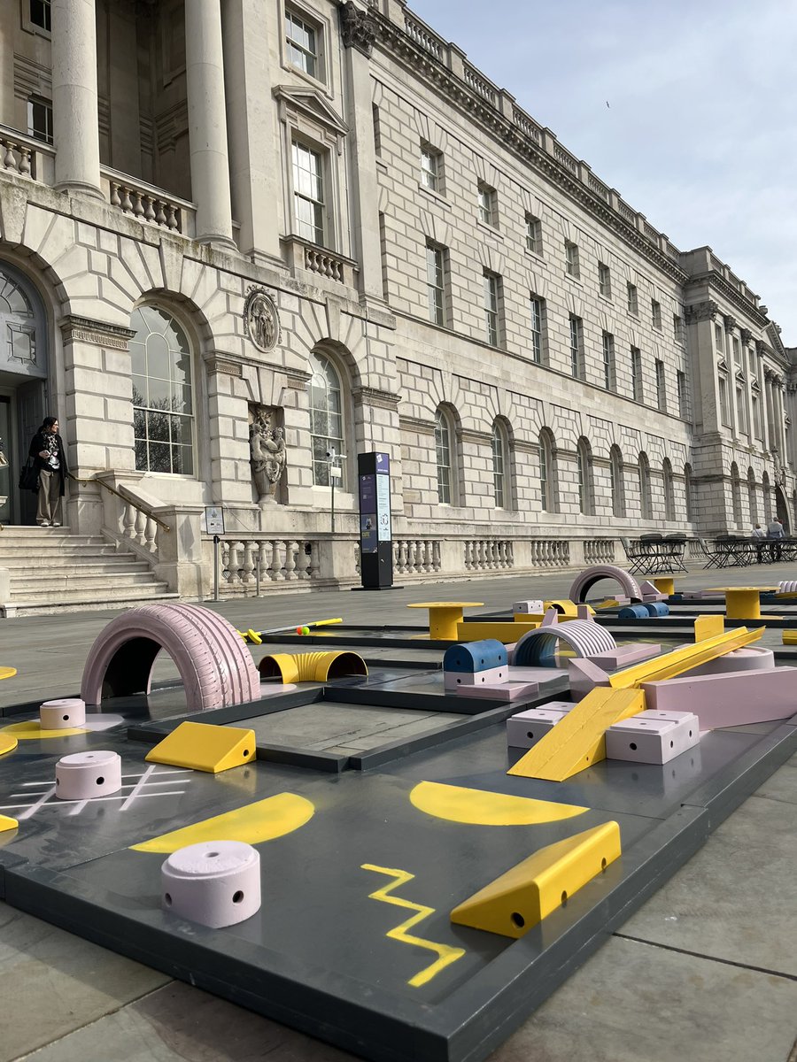 toadrick's tweet image. Now Play This 2024 is about to kick off at Somerset House. Come play, feel and be moved! 

Also, you can design your own spin on crazy golf small scale in the Lancaster Room and full size on the terrace! #playgamedesigner