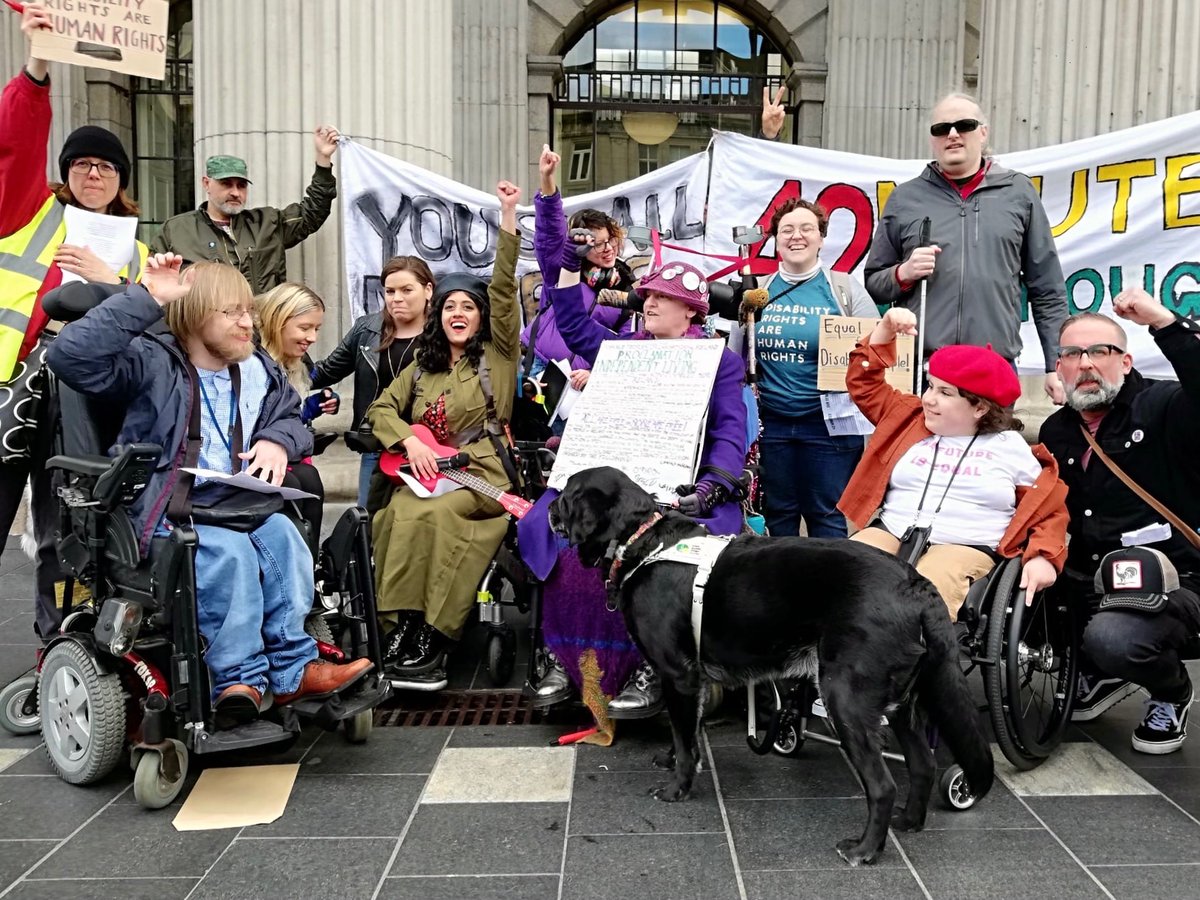 susan dennehy #LastOneOnTheTrain tweet media