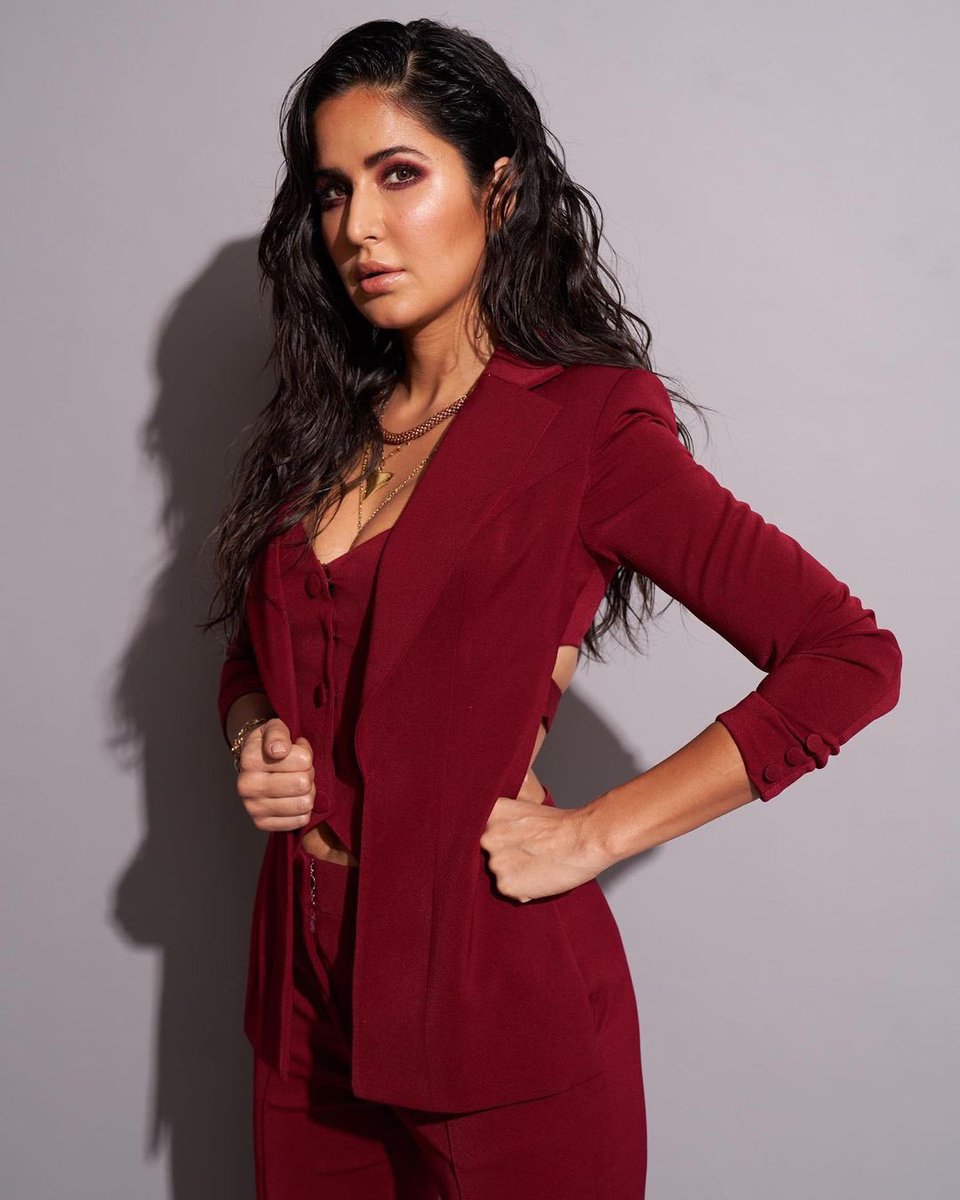 Katrina Kaif exudes power and elegance in a stunning red suit, defining boss lady vibes. #KatrinaKaif #katrina #Outfit #KatrinaKaiffashion #Entertainment #Bollywood