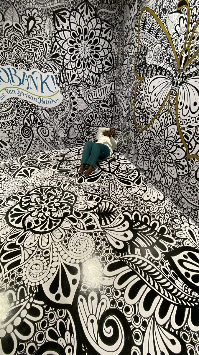 Haleema_Abubakr's tweet photo. @EkeneMay @thescarletgomez This was the point I finished outlining the piece…. We finished outlining and painting 11pm 3days ago. And ofcourse had to leave my IG handle boldly on the wall✌🏽Thank you so much @EkeneMay for doing this with me❤️ https://t.co/iCyYvaOExo