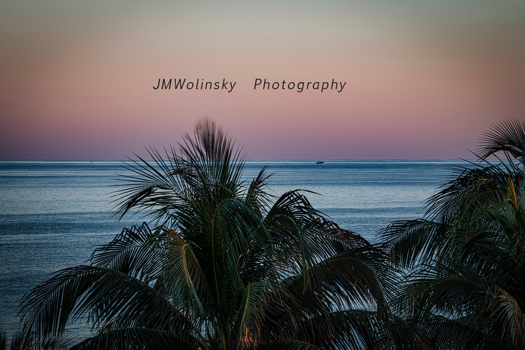 #Florida-Setting Sun. A beautiful #sunrise in #FortLauderdale, Florida. Fort Lauderdale is a popular tourist destination. It is also known as the Yachting Capital of the World. It was named after a series of forts built by the United States during the Second Seminole War.