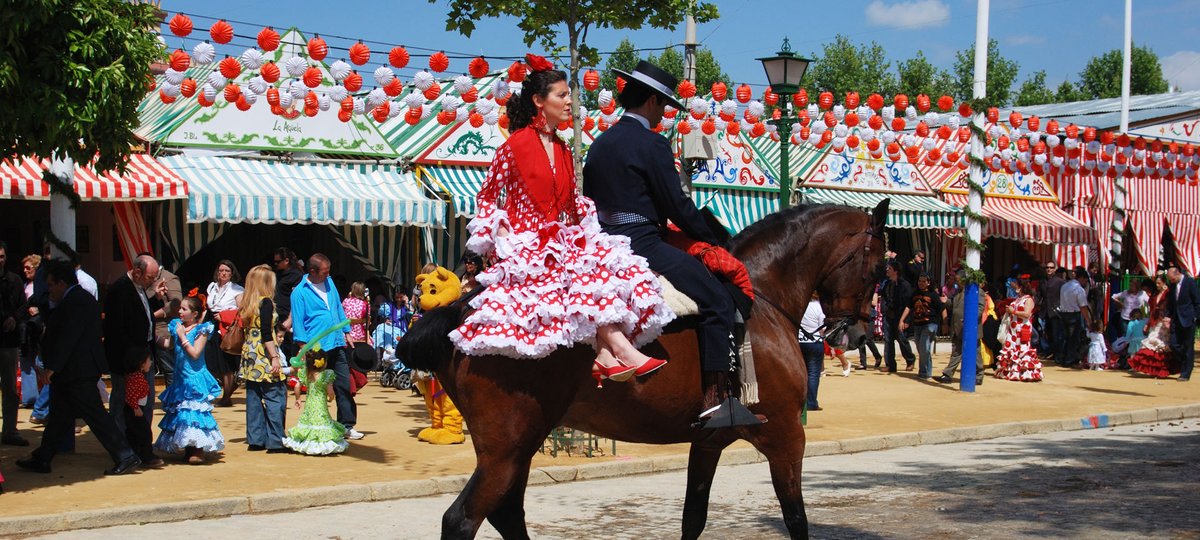 Get ready for a unique experience at the April Fair in Seville from April 14th to 20th! Embark on a journey full of passion, dance, and tradition in Spain's most charming city. Don't miss out! 💃🎶🎉 👉 bit.ly/43qlnjj #VisitSpain @sevillaciudad