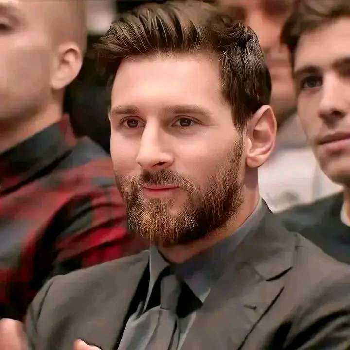 Who is he? #Messifans