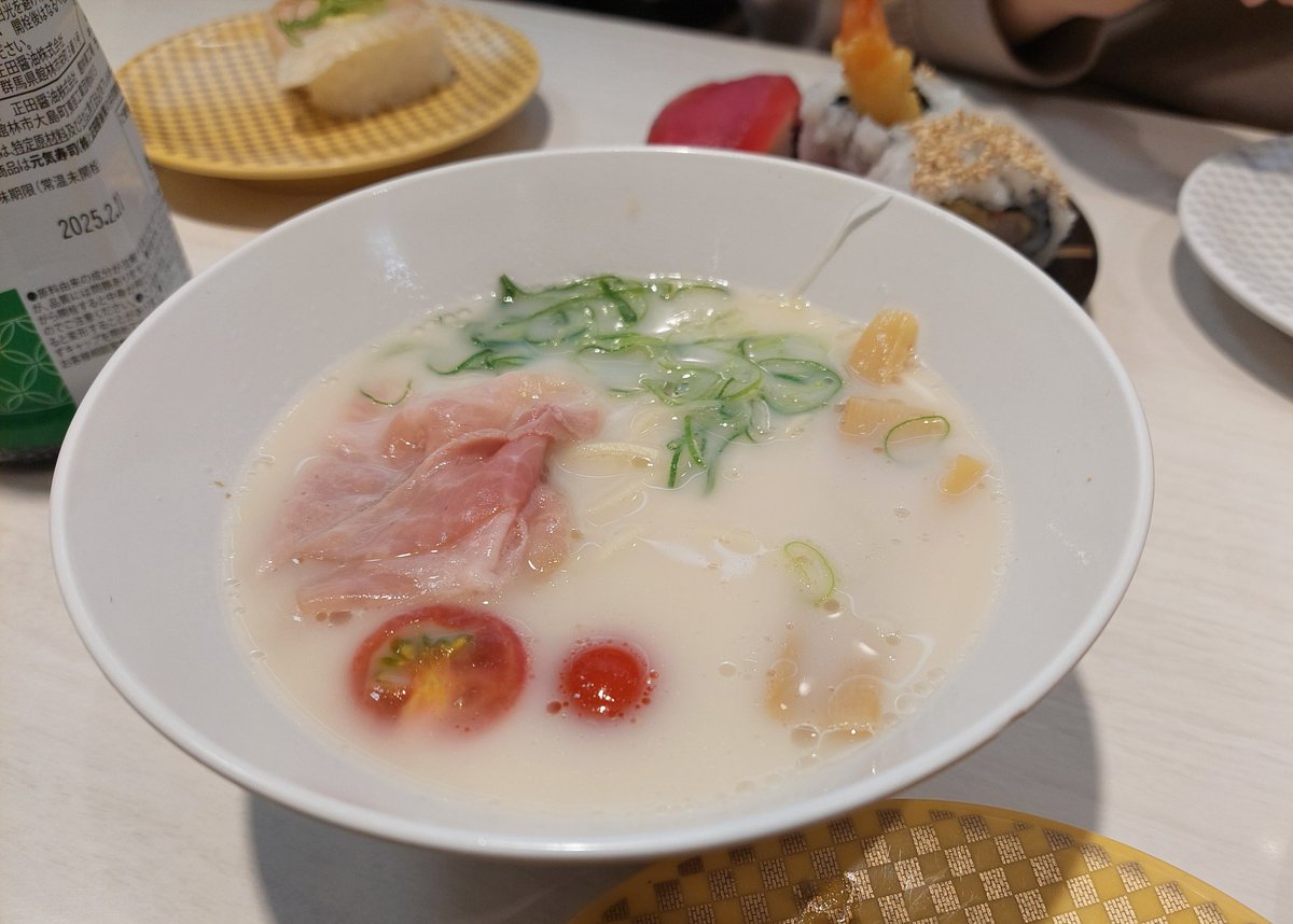 魚べい🍣
白湯ラーメンおいしかった🤤