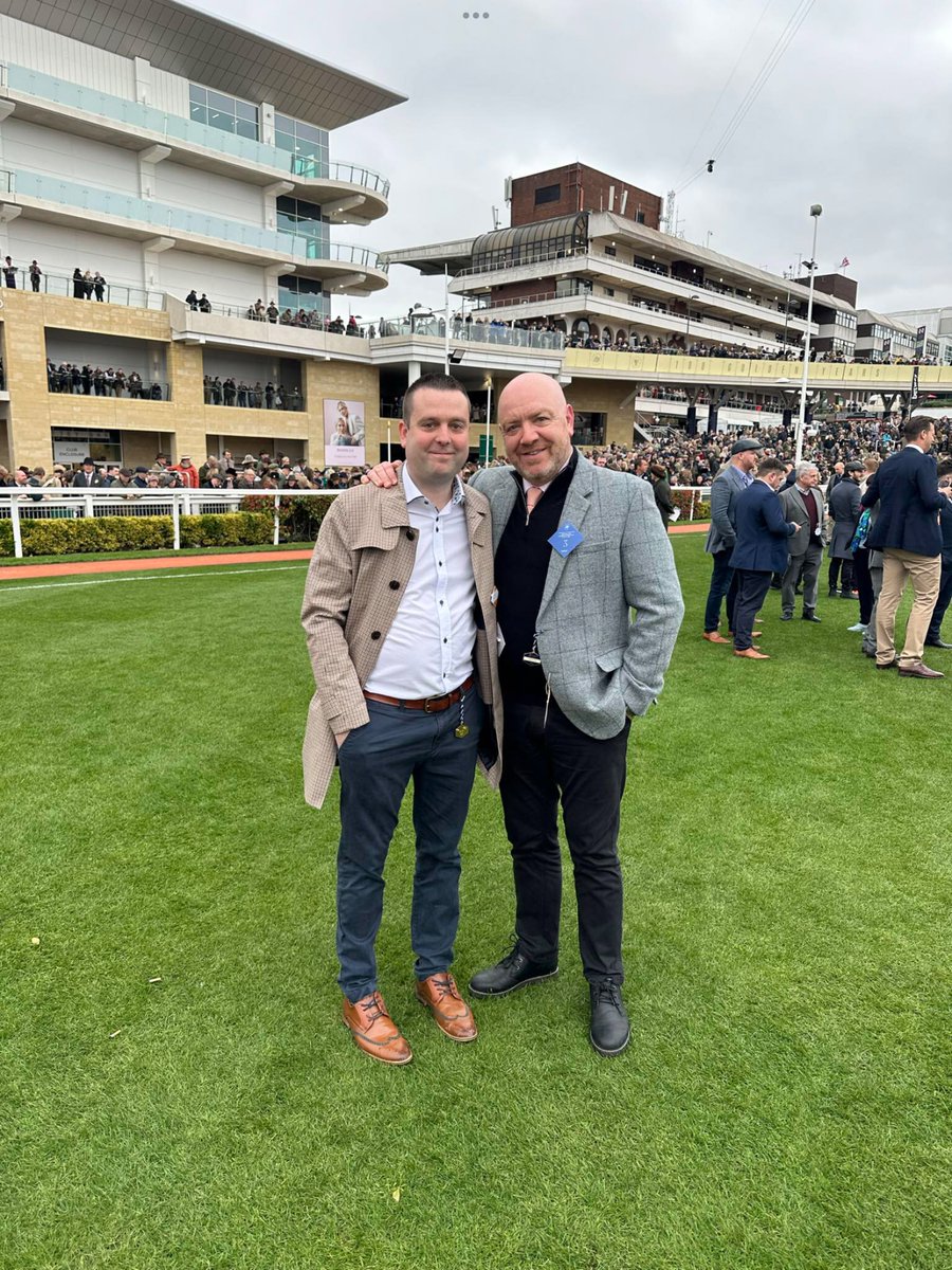 RacingScotland's tweet image. Fantastic finale to the end of the Jumps season @MusselburghRace and the Owners Championship. Down to the wire and the “Winner” is @jimmyfyffe closely followed by @GMcgladery @captainnash @Happyhibee1981 &amp;amp; @scott_townshend Looking forward to next season already 👍👏👏👏👏👏🏇🏼🍾💙