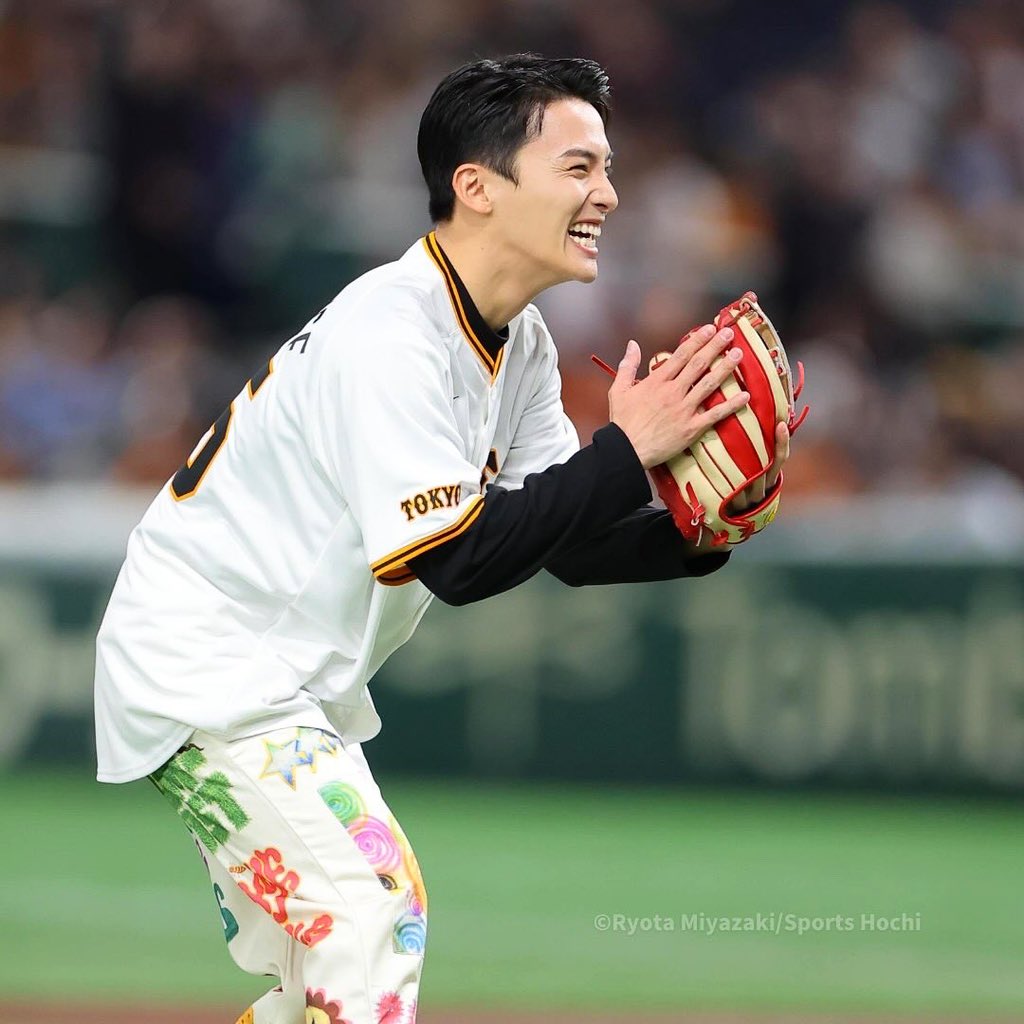 笑顔満開！😊🌸

#川西拓実
#JO1

#始球式