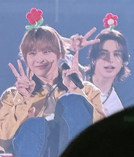 mysoulkimtae's tweet photo. flower flower flower https://t.co/Nk4rWaTYvp