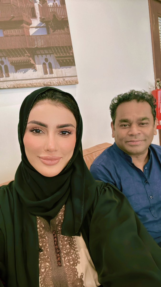 What are the odds of running into THE music legend @arrahman after a successful Umrah? 🥰