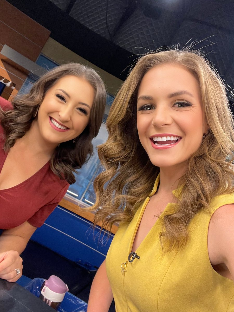madithemet's tweet image. Yay!!! Happy Saturday! @GinaWSOC9 and I will be with you all weekend long so join us for a look at the beautiful forecast ahead @wsoctv