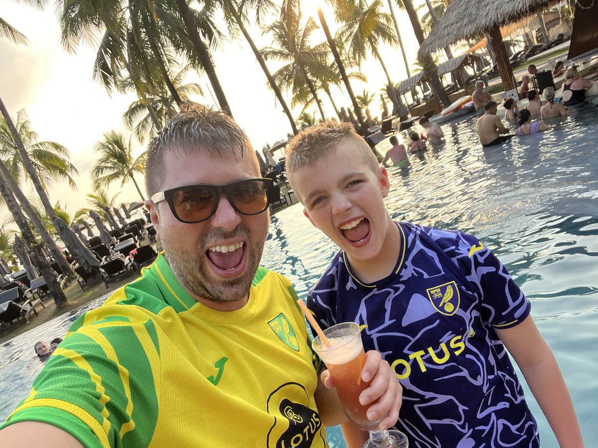 Shame to not be at Carrow Road today, but we are counting down the minutes to kick off from Thailand. 

#canariesontour #canarycall @NorwichCityFC #OTBC #NORIPS 💛💚⚽️