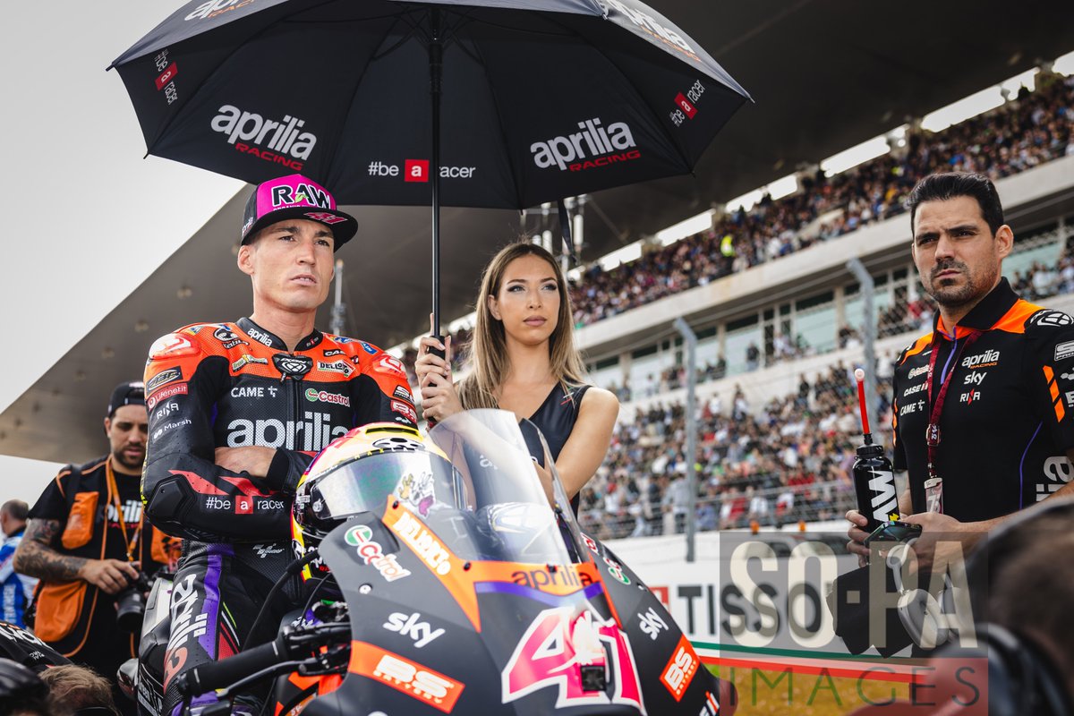 sopaimages's tweet photo. Several views of the #MotoGPsprintrace of #TissotGrandPrix of Portugal, held at #AlgarveInternationalCircuit in #Portimao, #Portugal on March 23, 2024. 📷 Henrique Casinhas for SOPA Images https://t.co/5DuMGuPS1t