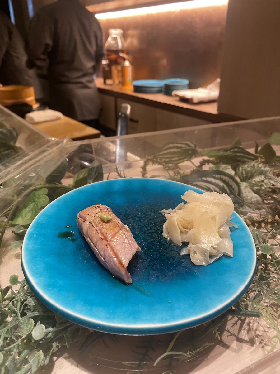 ARATA_Standard's tweet photo. はじめて回らない寿司頂きました😋

美味しかったです🤤 https://t.co/1ntBdmBkhM