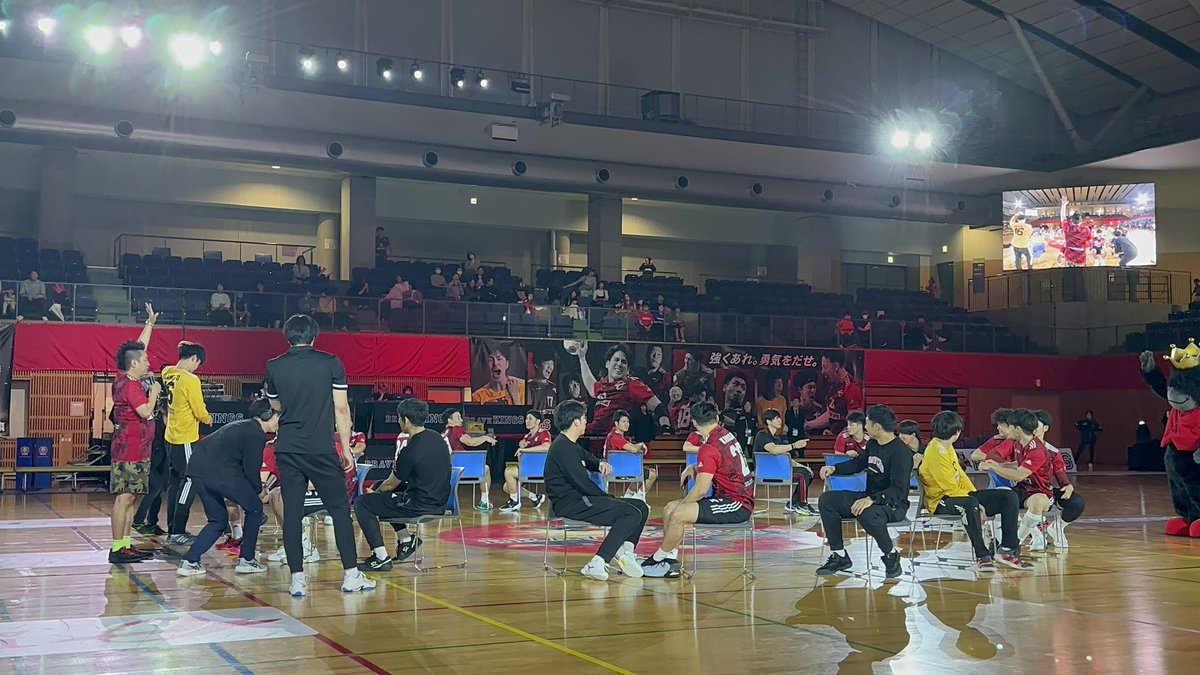 euoaii39's tweet photo. ごきげんよう風のトークショーが非常に面白かった件。
選手の素のお姿が拝見できるのはうれしいね☺️
#BRAVEKINGS
#JHL https://t.co/sl5oekcIQc