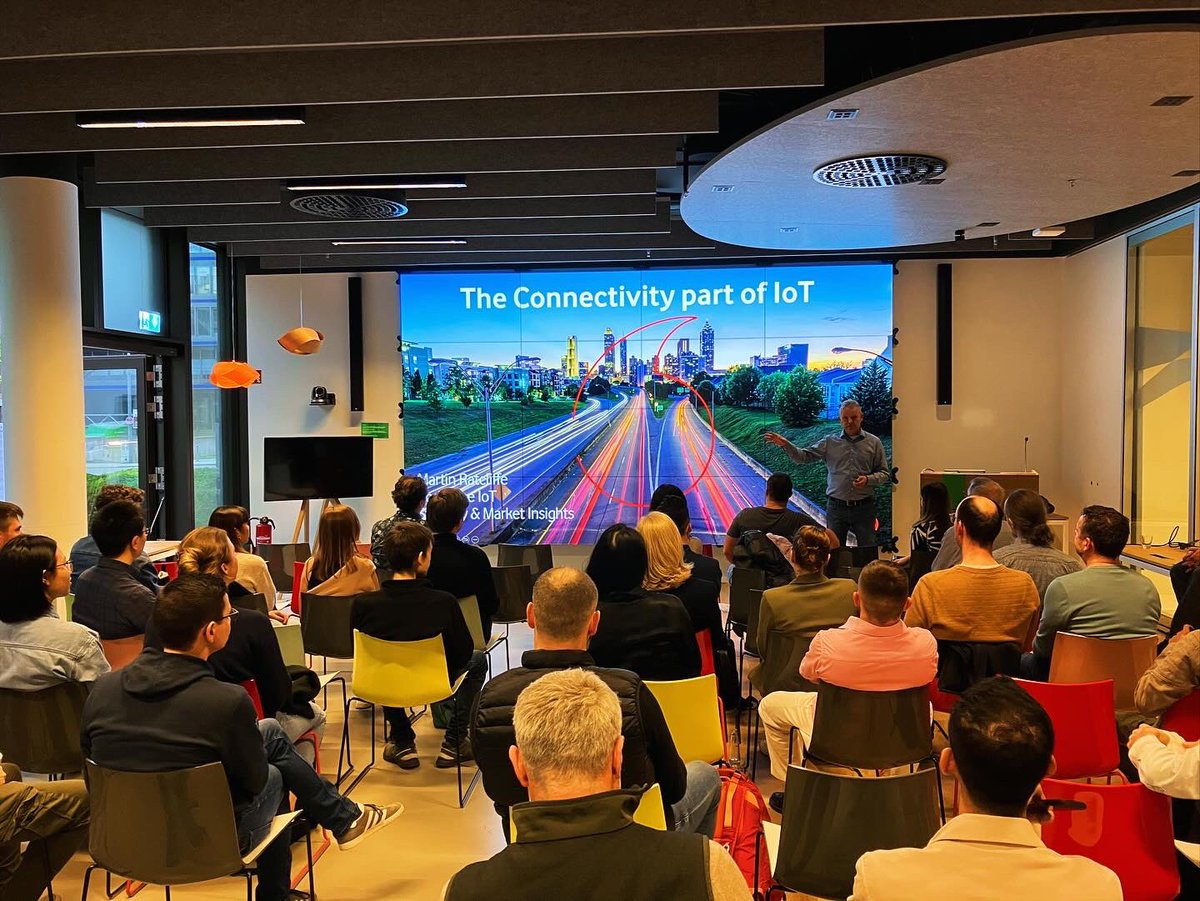 ITKnowledgeBnk's tweet image. Yesterday we joined München IoT Meetup and we enjoyed the talks of Martin Ratcliffe  and Dr. Christian Kurze 

As usually the event was excellent. Thanks to Alistair Morris  for the organisation and Concept Reply GmbH for hosting the event.

#Munich #events #meetup #IoT