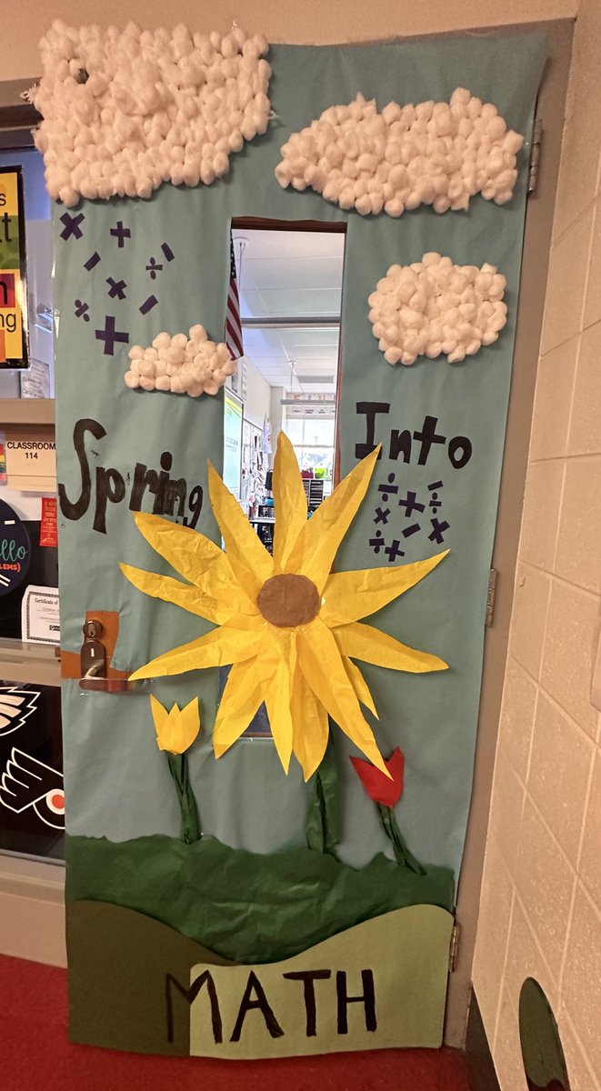 MrsViscariello's tweet image. My 8th grade interns did any awesome job decorating our classroom door. @CRada_WWMS @ChrisTrickett24 @WilsonSchlDist