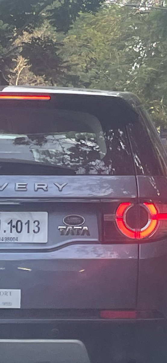 Finally “Made in India” mark ⁦<a href="/TataMotors/">Tata Motors</a>⁩ take note #makeinindia ⁦<a href="/TataCompanies/">Tata Group</a>⁩ ⁦<a href="/LandRover/">Land Rover Discovery</a>⁩ #India #Love
