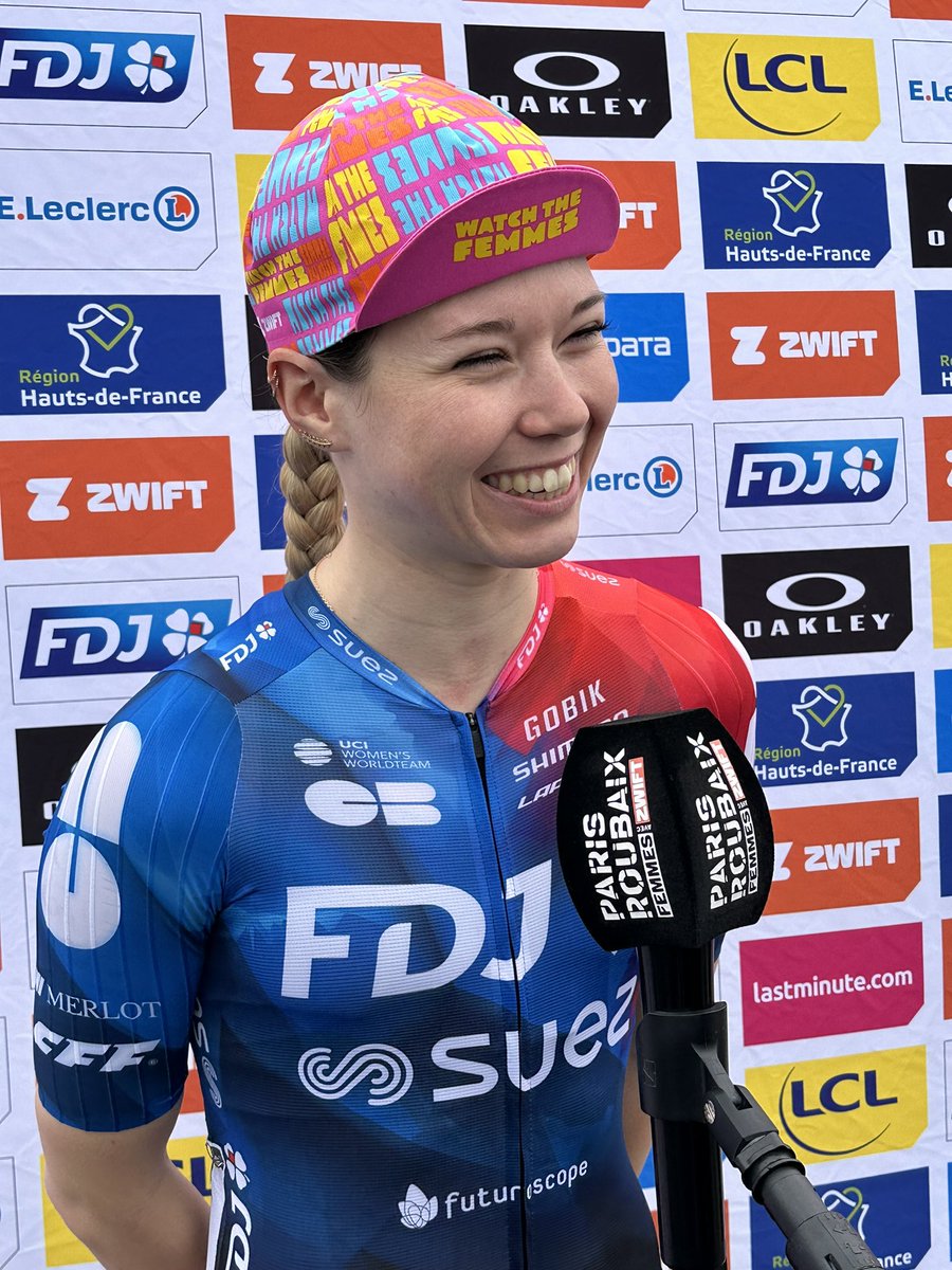 Paris-Roubaix Femmes avec Zwift (@roubaixfemmes) on Twitter photo #WatchTheFemmes
Have a good race <a href="/LeNetMarie/">Le Net Marie</a>!
Bonne course <a href="/LeNetMarie/">Le Net Marie</a> !
#ParisRoubaixFemmes | <a href="/GoZwift/">Zwift</a> #WatchTheFemmes
Have a good race <a href="/LeNetMarie/">Le Net Marie</a>!
Bonne course <a href="/LeNetMarie/">Le Net Marie</a> !
#ParisRoubaixFemmes | <a href="/GoZwift/">Zwift</a>