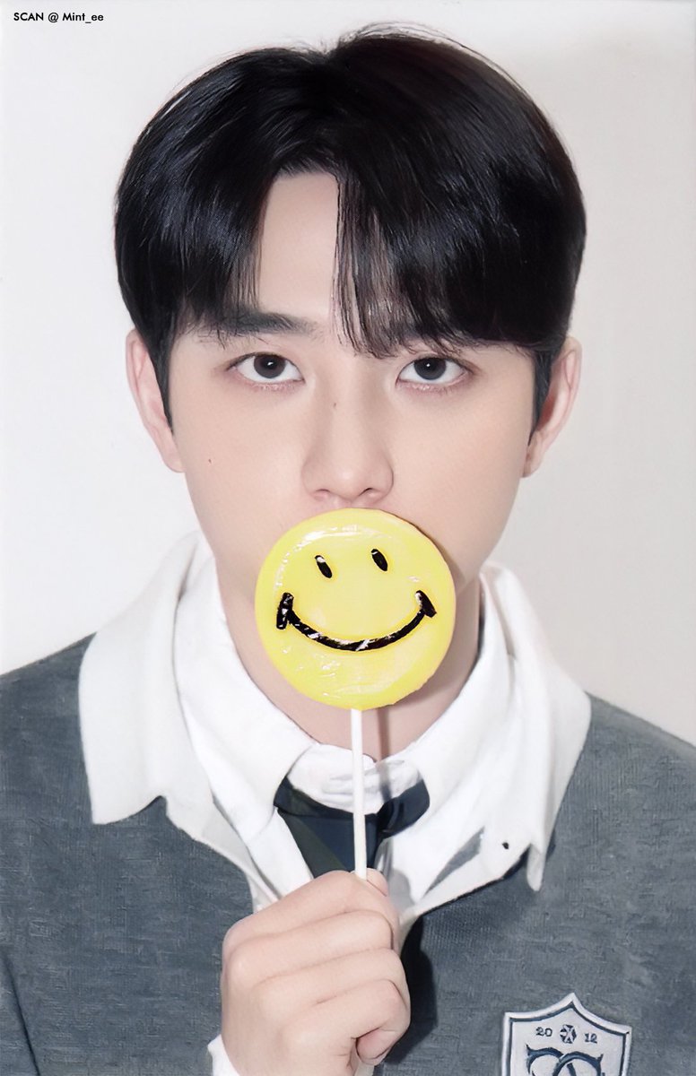[SCAN] 2024 SEASON'S GREETINGS

POB  ▸  D.O.

SM STORE
∗mega.nz/file/57dDQIqQ#…
KKT
∗mega.nz/file/VvdChBpL#…
11ST(=WM,br,MS,KST)
∗mega.nz/file/0690XKxT#…

☁️ do not crop logo
#디오 #도경수 #DO #KYUNGSOO #EXO