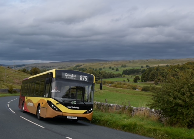 ✨Sunday bliss awaits with the Dalesbus service! ✨
Offering connections from #Pocklington to #York, #Ripon, #FountainsAbbey, #PateleyBridge, and #Grassington, it's the perfect way to discover the wonders of the Dales eastyorkshirebuses.co.uk/explore-yorksh… 
#EastYorkshireBuses #YorkshireDales