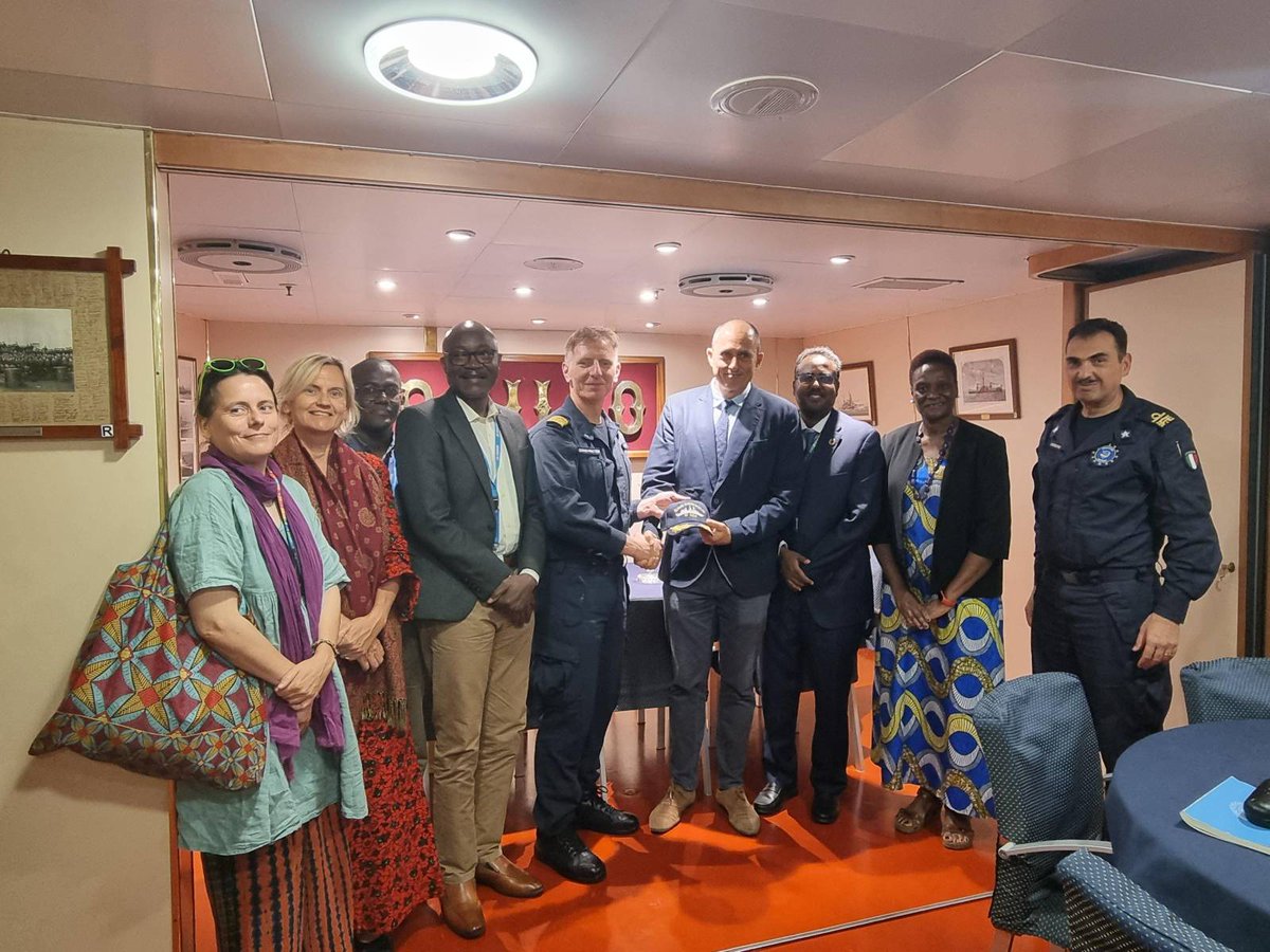 Res.Coordinator Josè Barahona and a delegation of WFP, WHO, FAO, UNHCR met FCDR onboard 🇮🇹 CAIO DUILIO: an opportunity to share the spirit of ASPIDES and increase the awareness of the dynamics that affect the region and the impact of the Red Sea crisis. @eu_eeas @ItalianNavy @UN