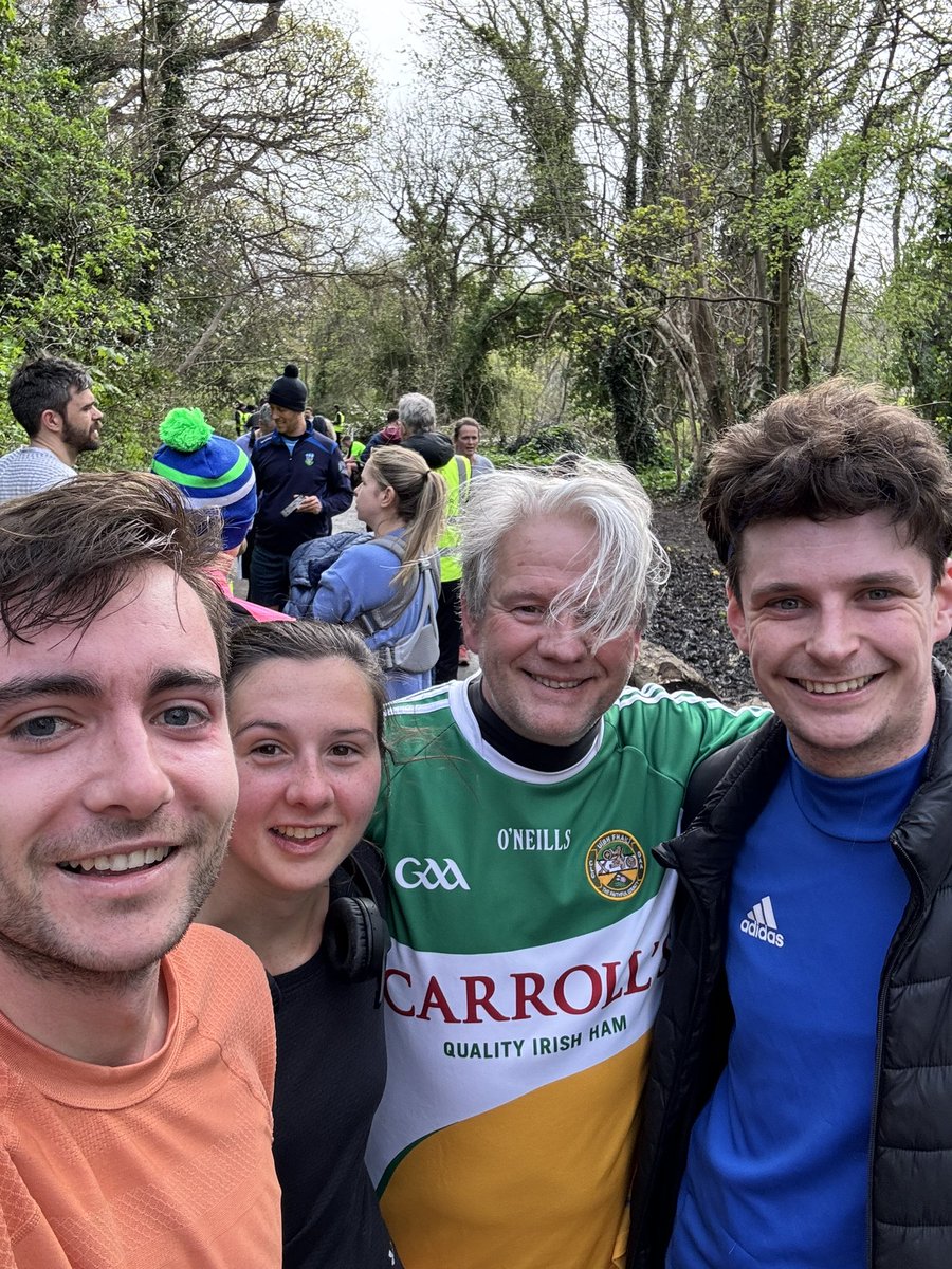 Blustery, breezy day today for @BushyDUBparkrun as #StormKathleen visits Dublin. But we persevered! Thanks volunteers, organisers & participants