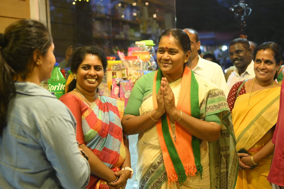 Nari Shakti @SobhaBJP who has transformed Kerala's 'Alappuzha' Lok Sabha, previously not an A-class constituency for BJP, into a winnable seat in just 30 days. She came, She saw, She conquered. #AbkiBar400Par #Sobha4Alappuzha