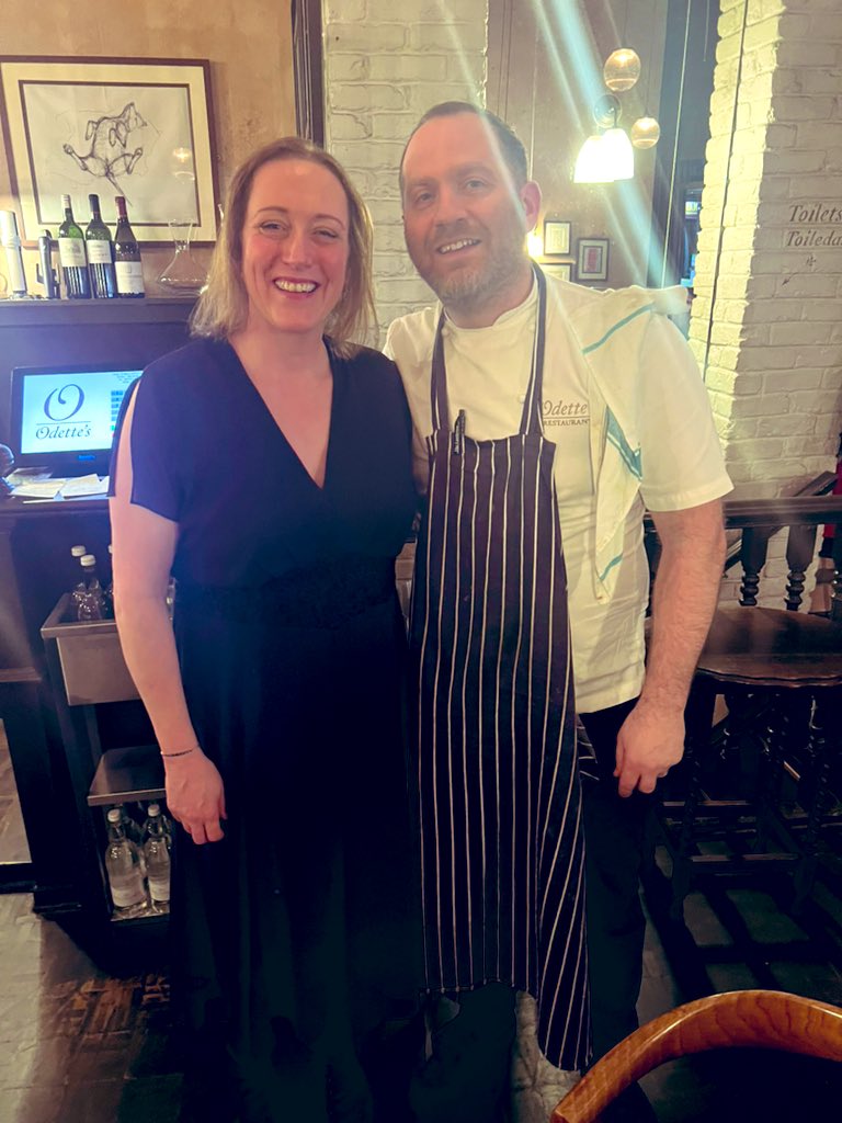 Diolch o galon/heartfelt thank you to @Odettes_rest & @Brynwchef for making my 40th birthday so special last week! And of course my wonderful fiancée Devin for treating me to the sublime tasting menu. Icing on the cake was the Penblwydd Hapus dessert in London! 🏴󠁧󠁢󠁷󠁬󠁳󠁿