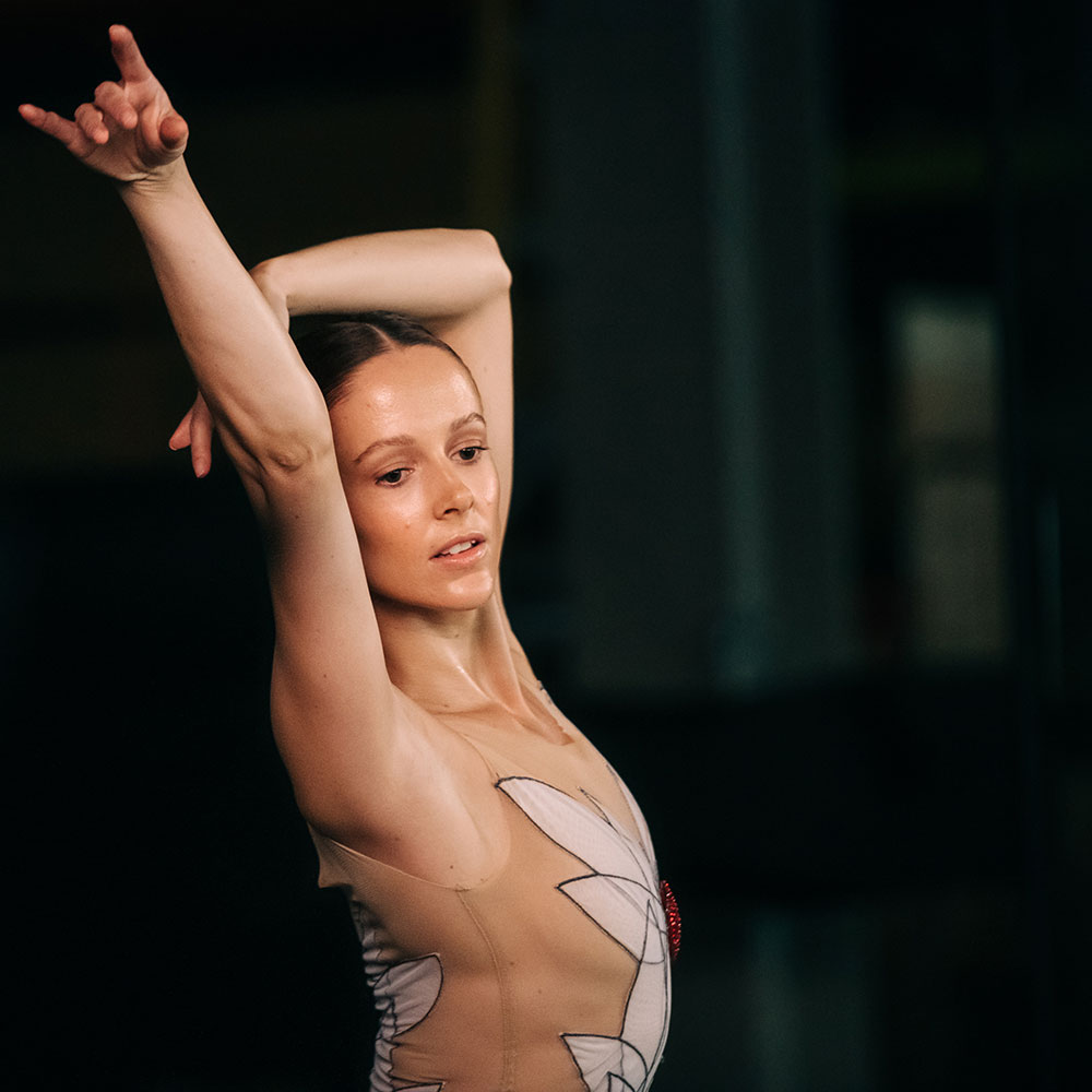 A review on a new site... @scottishballet - Swan Lake in Glasgow. Eight years on from the premiere and Scottish Ballet has brought back a tweaked version of its Swan Lake. Thoughts from Bruce Marriott and Vicky Pollard… liftedleg.com/2024/04/scotti…