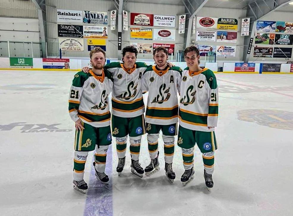 sh8ker77's tweet photo. That’s a wrap! 209 Jr hockey games until his belt. Congrats @Samshakes91 #overager #StaynerSiskins #WalkertonCapitals #StratfordWarriors #HamiltonKiltyBs #WaterlooSiskins https://t.co/ZMt7quBP2L