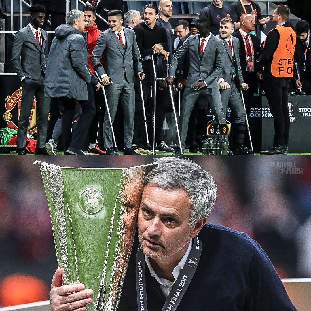 Jose Mourinho won the Europa League with half of the Man United team on crutches. The Special One! 🏆❤️
