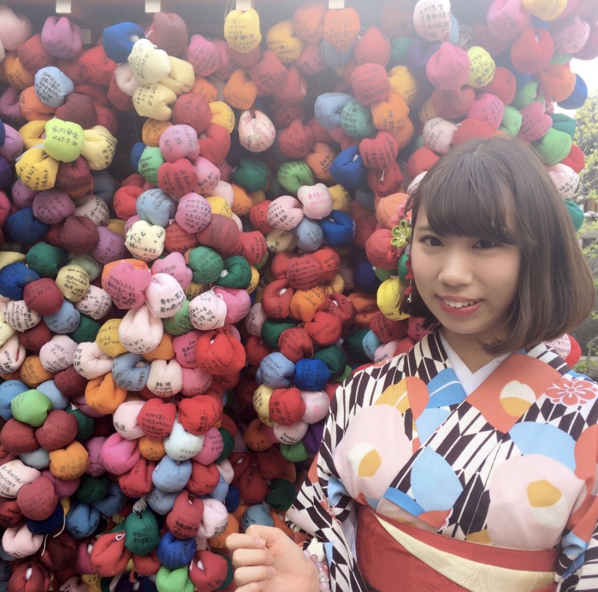 moooooeeeeen's tweet image. 1枚目→看護師1年目の頃
2枚目→現在

変わったのは
見た目だけじゃなくて中身。
変わったきっかけは
出会った人たちのお陰
#健康オタクグラドル