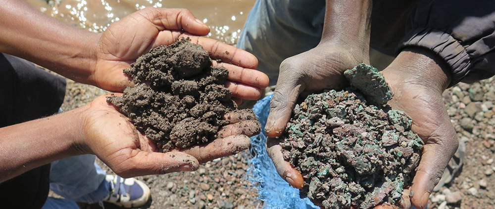 Report by @raidukorg & @afrewatch highlights toxic impacts of cobalt mining in DRC, incl. health & environmental concerns. The 1st-of-its-kind study focuses on Congolese communities near Kolwezi, the hub of DRC's cobalt industry – & largest in the world. business-humanrights.org/en/latest-news…