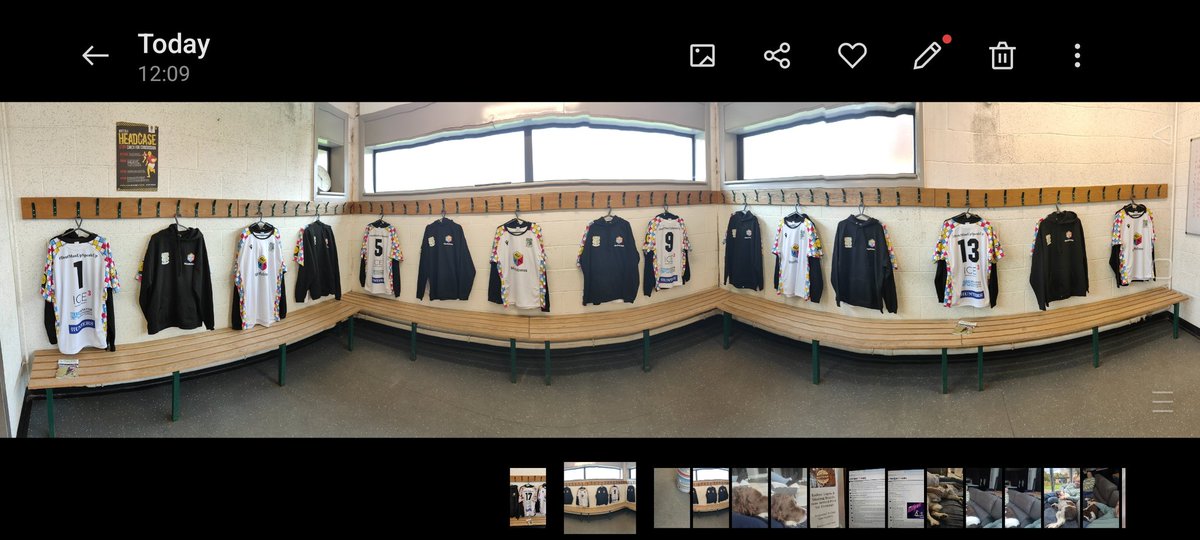 Match day ready to play our last league match of the season. Change strip in our charity of the year colours @YMenfulness @yorkrufc #takemehomeshiptonroad