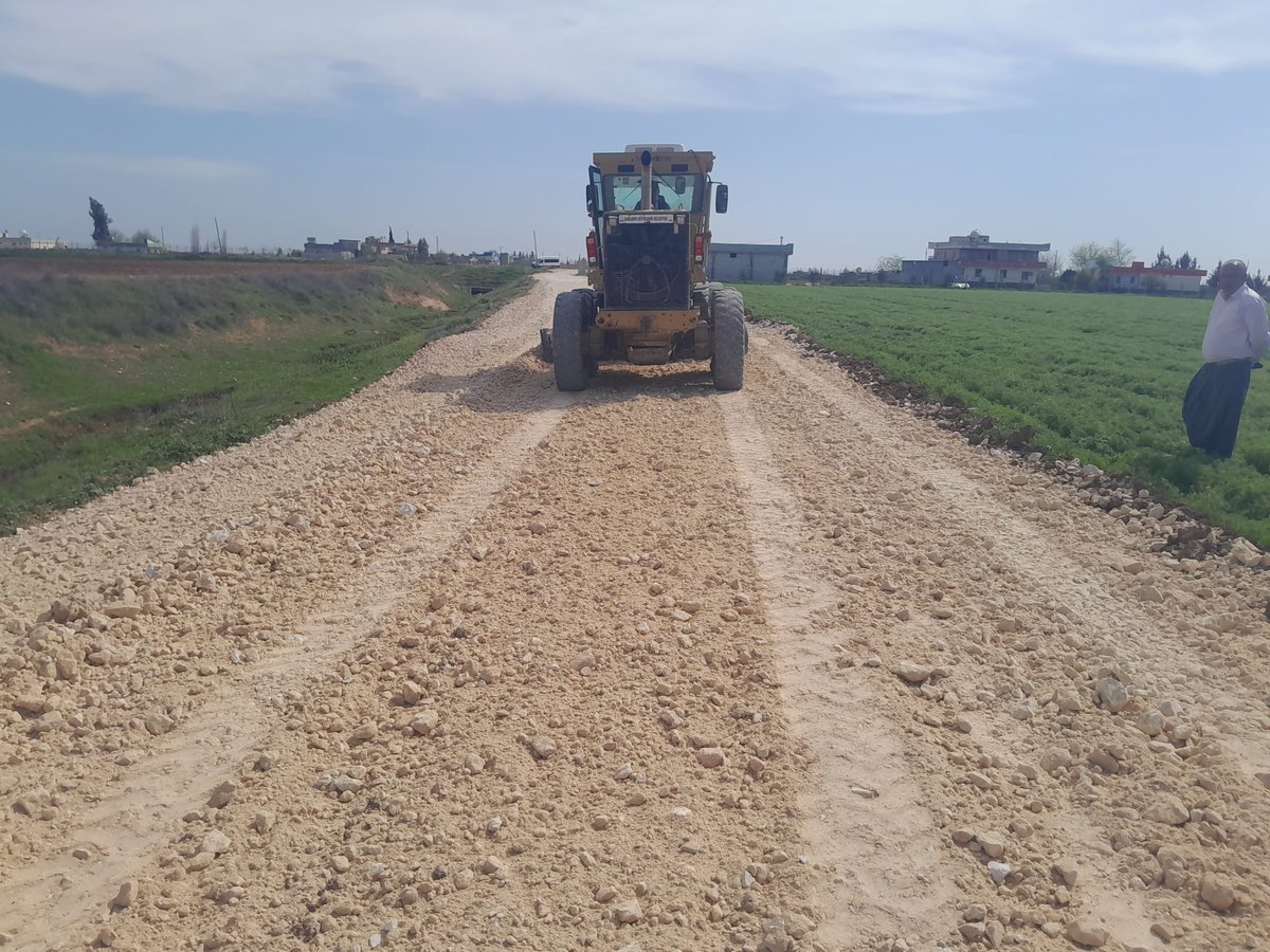 sanliurfabld's tweet photo. Kırsal yollarımızda menfez oluşturma, stabilize yol yapımı ve altyapı çalışmalarını tamamlıyoruz🚧

13 ilçenin tamamında, #Şanlıurfa'nın her yerindeyiz. https://t.co/X4gEA9R0Sf