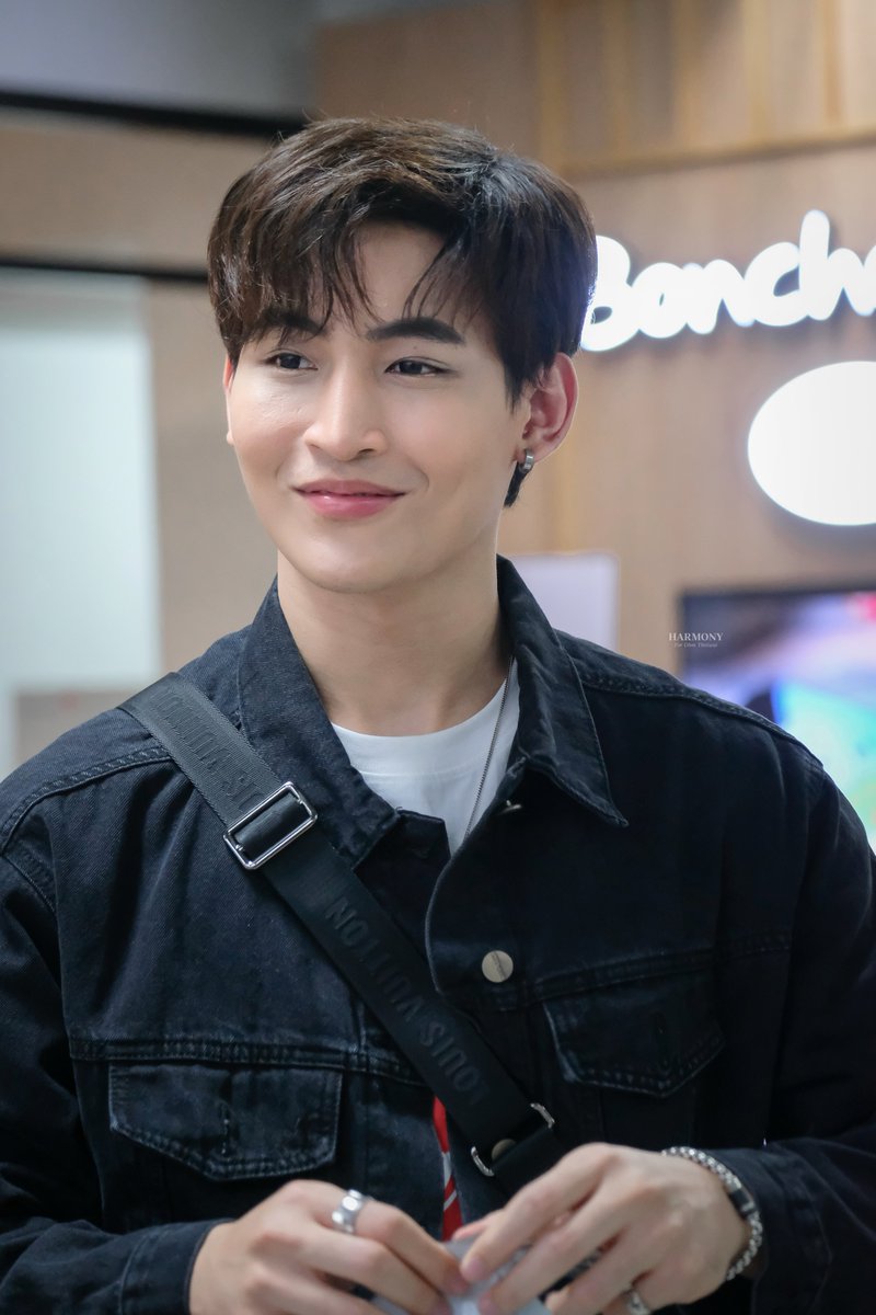 240406 | 𝐁𝐊𝐊 𝐢𝐬 𝐜𝐚𝐥𝐥𝐢𝐧𝐠 🛫

#OhmThitiwat #โอห์มไง