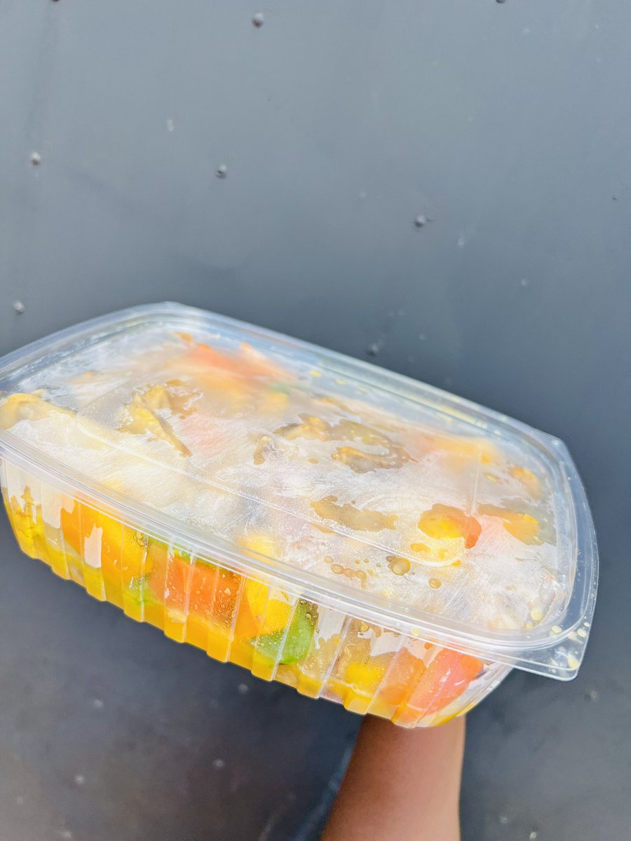 chipeta_tao's tweet image. Preorder a full Delicious Local Chicken at MWK15,000.00, to be available at exactly 12Noon Tomorrow. Available in area 49 Bagdad, Deliveries also possible at a fee. Call or WhatsApp 0992032633/0992728281