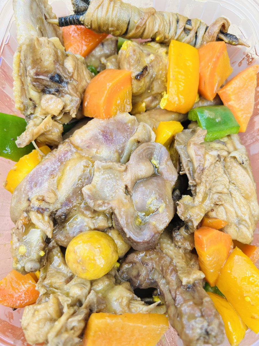 chipeta_tao's tweet image. Preorder a full Delicious Local Chicken at MWK15,000.00, to be available at exactly 12Noon Tomorrow. Available in area 49 Bagdad, Deliveries also possible at a fee. Call or WhatsApp 0992032633/0992728281