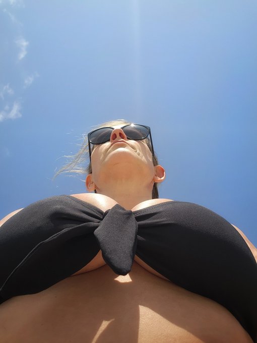 I hate it when vacation is over https://t.co/Ogxh2aqkRh
