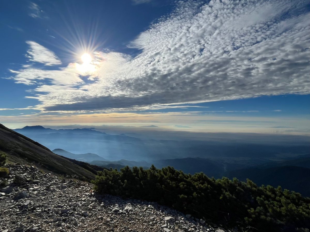 oit_wv's tweet image. 山登って景色を眺めよう！！
#大阪工業大学