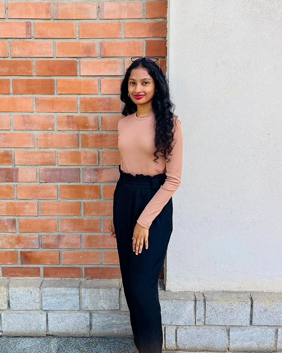_BETSOL's tweet photo. Meet Prarthana, this is BETSOL in her words:
 
“BETSOL as my first job has been challenging, yet so rewarding. Each day is a new adventure to learn, grow, and the best part? I'm not conformed to my title"

Join our team! Explore our career openings: https://t.co/YPW5642zdg https://t.co/znWOpF9mnl